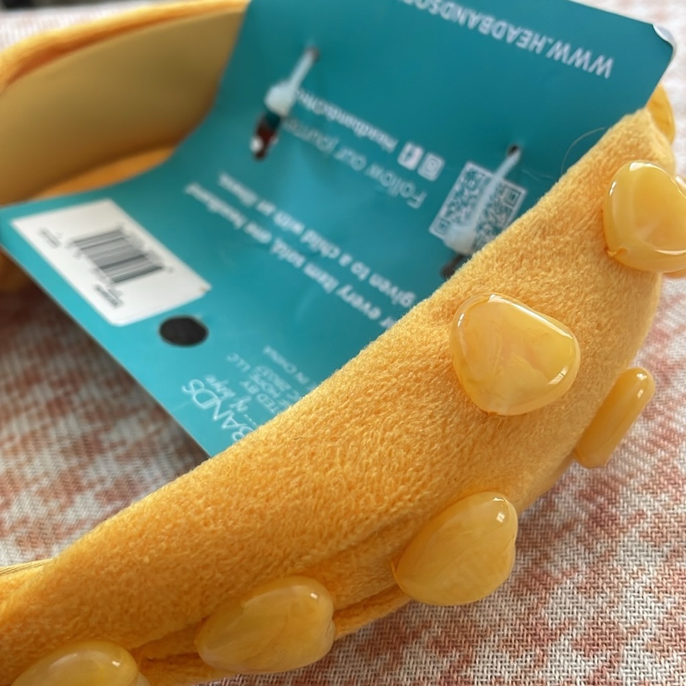 NWT Yellow heart headband - Picture 2 of 2